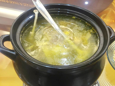 农家特色瓦罐土鸡汤